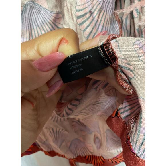 Elegant Pink Feather-Trimmed Robe - Picture 4 of 12